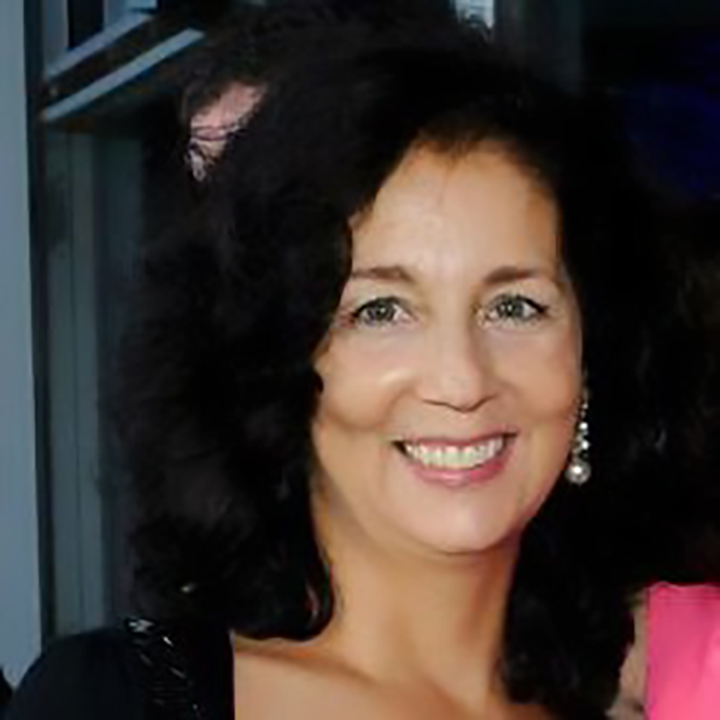Elvira Medina-Bulduc Profile Photo